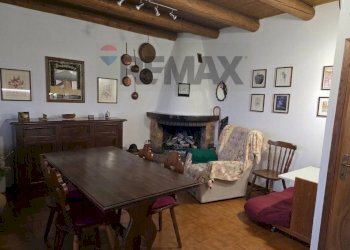 Sala da pranzo - Casa semi indipendente Via Salita Borghet
 
33, Feltre - foto 3