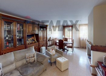 Sala da pranzo - Independent house Via Rivinal
 
11, Belluno - photo 20