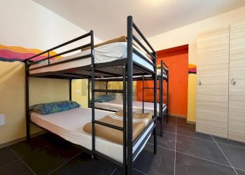 Camera / camera da letto - Semi-detached house via caneva
 
5, Serina - photo 8