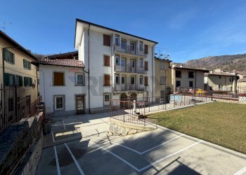 Edificio all\'aperto - Independent house via caneva
 
1, Serina - photo 1