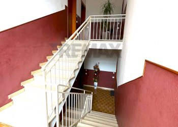 Scale - Four-room apartment VIA SANT'AMBROGIO
 
19/A, Romentino - photo 19