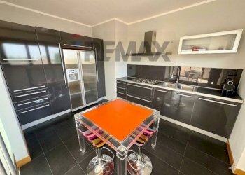Sala da pranzo - Attico VIA CATALANI
 
5, Vigevano - foto 8