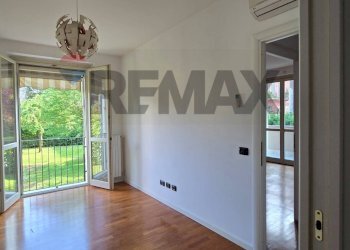 Stanza vuota - Trilocale via Ambrogio da Fossano
 
34, Pavia - foto 22