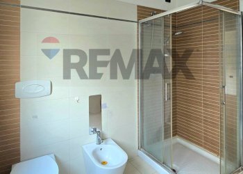 Bagno - Trilocale via Ambrogio da Fossano
 
34, Pavia - foto 32