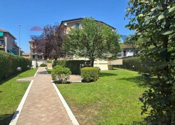 Giardino - Trilocale via Ambrogio da Fossano
 
34, Pavia - foto 37