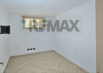 Stanza vuota - Trilocale via Ambrogio da Fossano
 
34, Pavia - foto 45