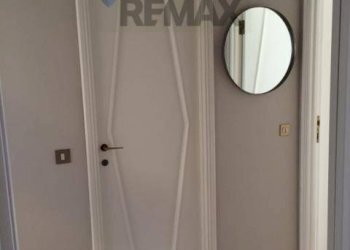 Hall / corridoio - Three-room apartment via cavallini
 
2, Pavia - photo 3