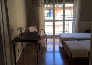 Camera / camera da letto - Three-room apartment via cavallini
 
2, Pavia - photo 14