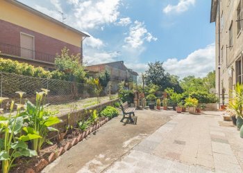 Edificio all\'aperto - Apartment Via Aldo Moro
 
snc, Ischia di Castro - photo 2