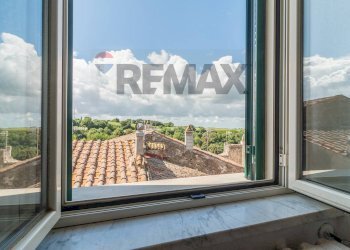Dettagli - Four-room apartment Via Carlo Emanuele Quarto
 
18, Ischia di Castro - photo 15