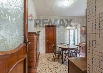 Sala da pranzo - Four-room apartment Via Carlo Emanuele Quarto
 
18, Ischia di Castro - photo 20