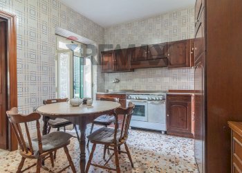 Cucina - Four-room apartment Via Carlo Emanuele Quarto
 
18, Ischia di Castro - photo 28
