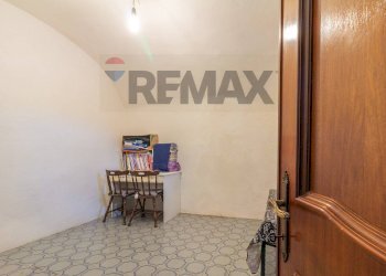Sala da pranzo - Four-room apartment Via Carlo Emanuele Quarto
 
18, Ischia di Castro - photo 32