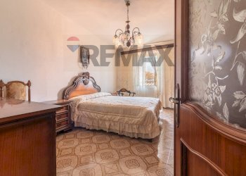 Camera / camera da letto - Four-room apartment Via Carlo Emanuele Quarto
 
18, Ischia di Castro - photo 34