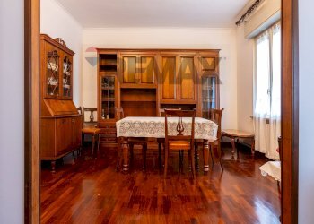 Sala da pranzo - Appartamento Via Giuseppe Cesare Abba
 
20, Parma - foto 9