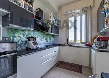 Cucina - Four-room apartment via dell'atleta
 
35, Seregno - photo 5