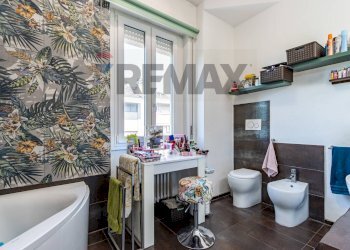 Bagno - Four-room apartment via dell'atleta
 
35, Seregno - photo 23