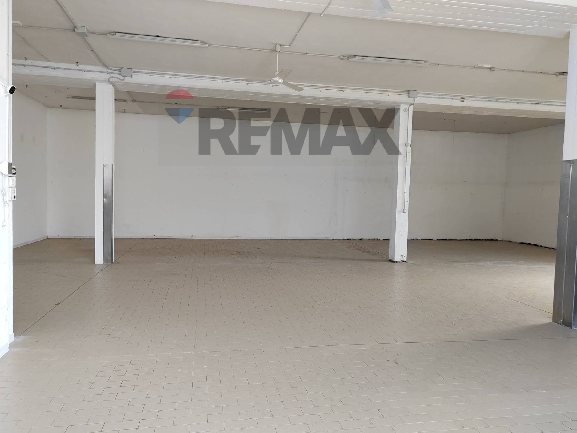magazzino - Warehouse via nazionale emilia
99, Noceto - photo 3