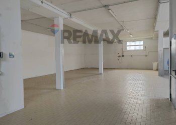 magazzino - Warehouse via nazionale emilia
99, Noceto - photo 5