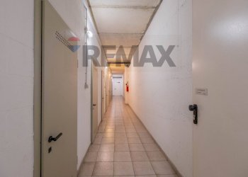Corsello Cantine - Apartment Via Buonarroti
 
4, Busto Arsizio - photo 39