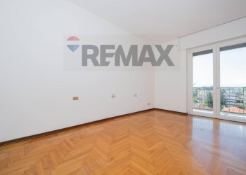 Stanza vuota - Three-room apartment Via Dante
 
8, Olgiate Olona - photo 23