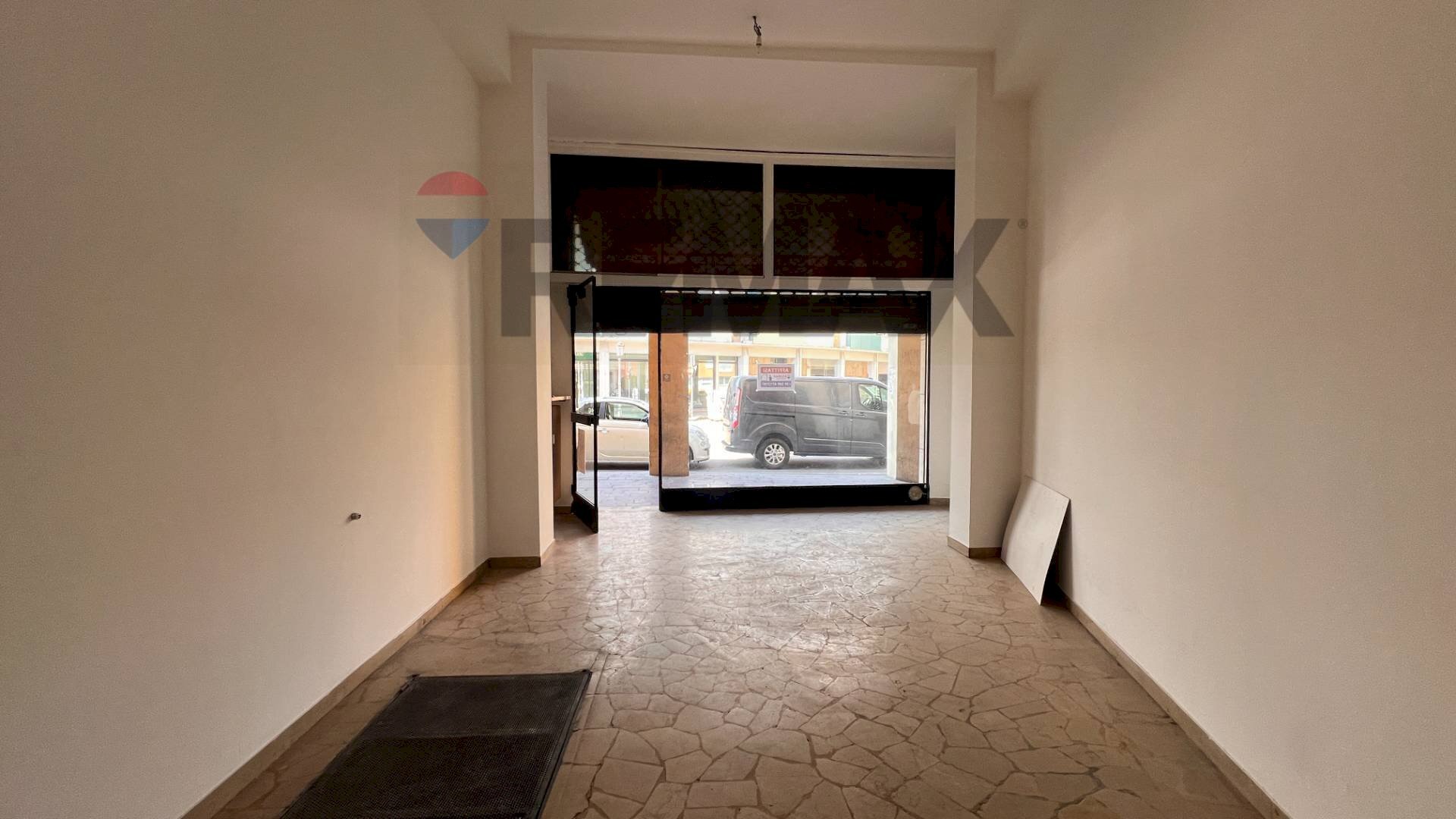 Stanza vuota - Negozio via belzoni
10, Padova - foto 3