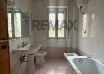 Bagno - Quadrilocale Via Bernardo Cavallino
 
93, Napoli - foto 10