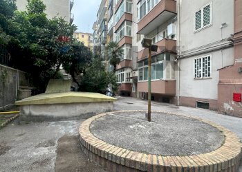 Edificio all\'aperto - Quadrilocale Via Bernardo Cavallino
 
93, Napoli - foto 16