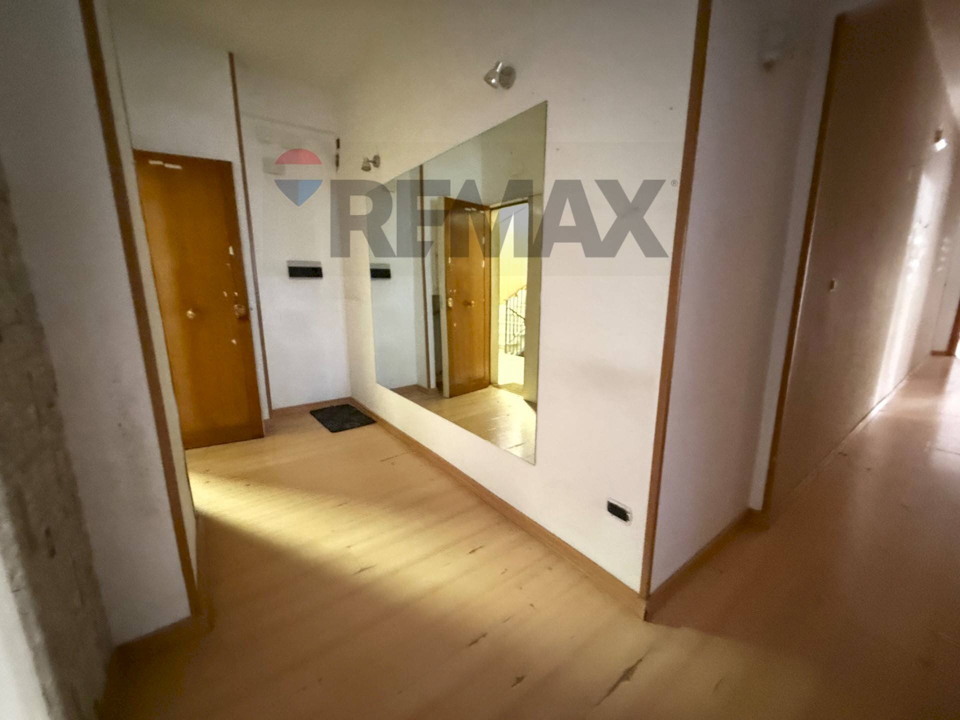 Hall / corridoio - Appartamento Via Pigna
76, Napoli - foto 3