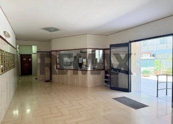 Ricezione / Lobby - Appartamento Via Pigna
 
76, Napoli - foto 7