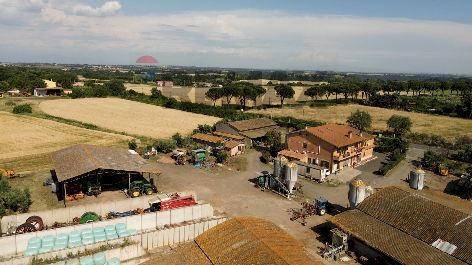 Edificio all\'aperto - Farm VIA DI TRAGLIATELLA
 
144, Roma - photo 1