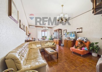 Soggiorno - Farm VIA DI TRAGLIATELLA
144, Roma - photo 3
