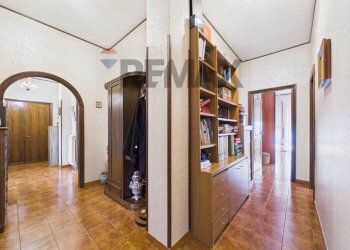 Hall / corridoio - Farm VIA DI TRAGLIATELLA
144, Roma - photo 8