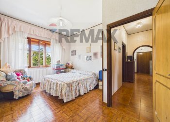 Camera / camera da letto - Farm VIA DI TRAGLIATELLA
144, Roma - photo 10