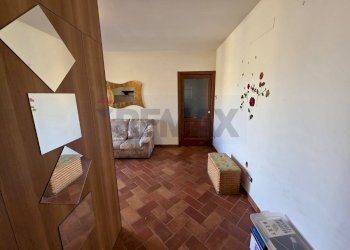 Hall / corridoio - Three-room apartment CONTRADA CANALE
12, Fermo - photo 7