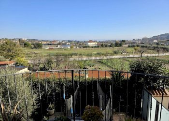Balcone - Three-room apartment CONTRADA CANALE
12, Fermo - photo 14