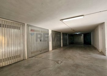 Parcheggio - Three-room apartment CONTRADA CANALE
12, Fermo - photo 21