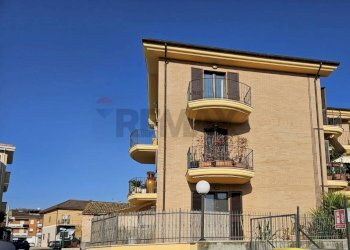 Edificio all\'aperto - Three-room apartment CONTRADA CANALE
12, Fermo - photo 22