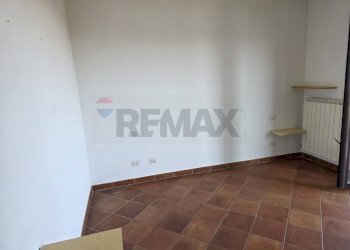 Stanza vuota - Three-room apartment CONTRADA CANALE
12, Fermo - photo 25
