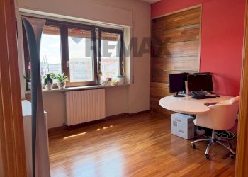 soggiorno/studio - Four-room apartment Viale XXIV Maggio
 
96, Campobasso - photo 9