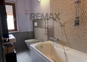 Bagno - Four-room apartment Viale XXIV Maggio
 
96, Campobasso - photo 21