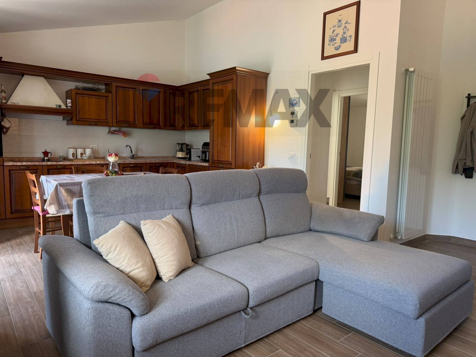 Sala da pranzo - Three-room apartment Via Tricagli
17/C, Barrea - photo 2