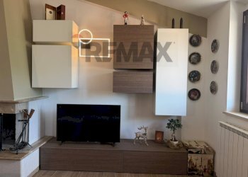 Soggiorno - Three-room apartment Via Tricagli
 
17/C, Barrea - photo 6