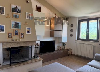 Soggiorno - Three-room apartment Via Tricagli
 
17/C, Barrea - photo 14