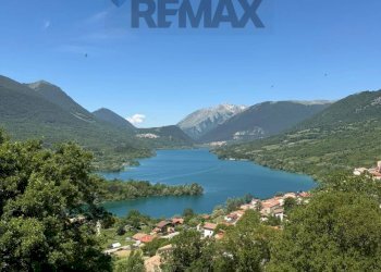 Vista delle montagne - Three-room apartment Via Tricagli
 
17/C, Barrea - photo 22