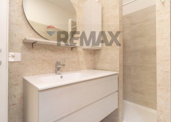 Bagno - Two-room apartment VICOLO SAN MARCO
2, Cologno Monzese - photo 11
