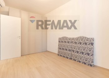 Camera / camera da letto - Two-room apartment VICOLO SAN MARCO
2, Cologno Monzese - photo 13