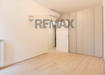 Stanza vuota - Two-room apartment VICOLO SAN MARCO
2, Cologno Monzese - photo 15