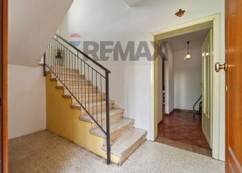 Scale - Casa indipendente Via Villana
4, Reggio nell'Emilia - foto 3