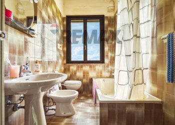 Bagno - Casa indipendente Via Villana
4, Reggio nell'Emilia - foto 16